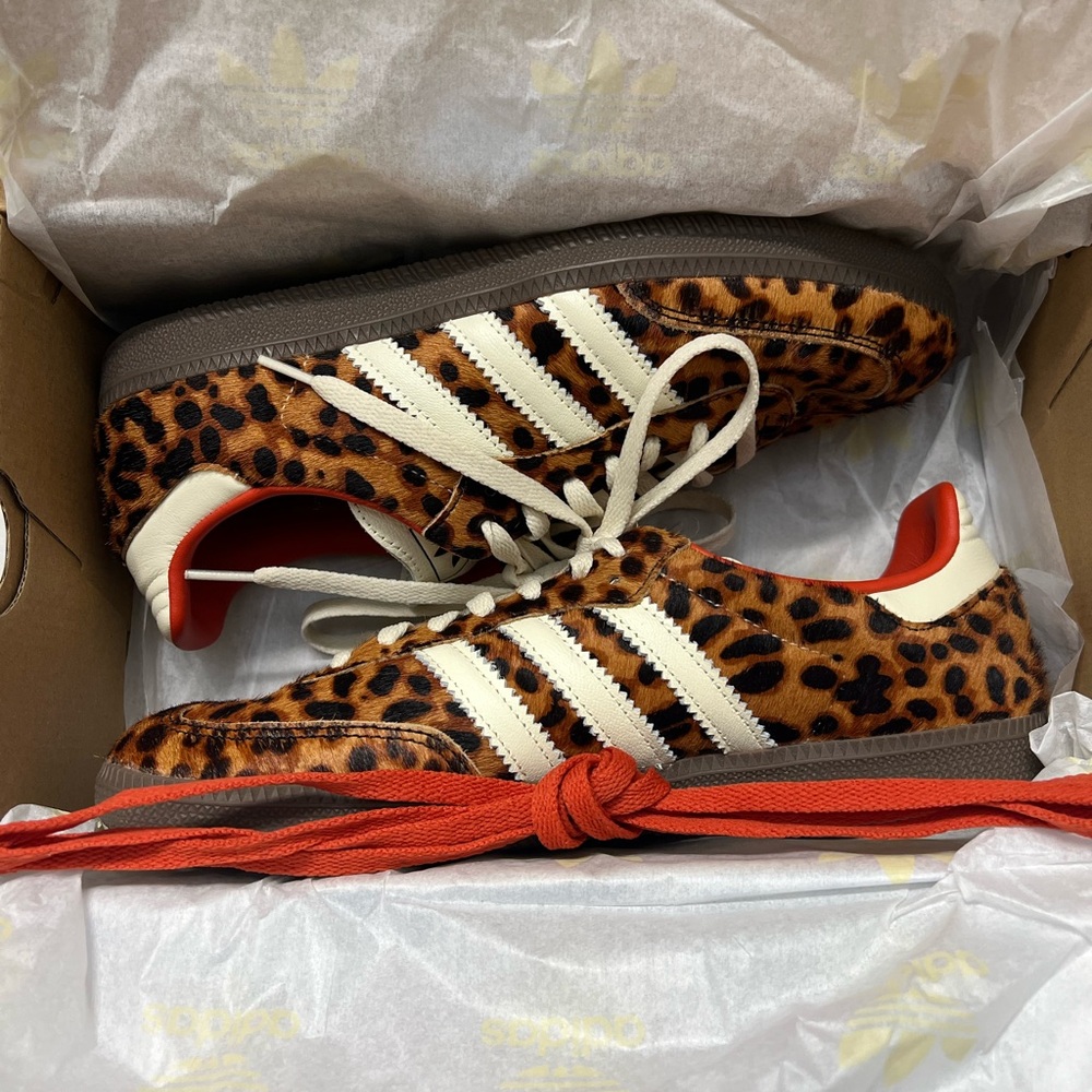 Adidas Women’s Samba OG Leopard print size 10
